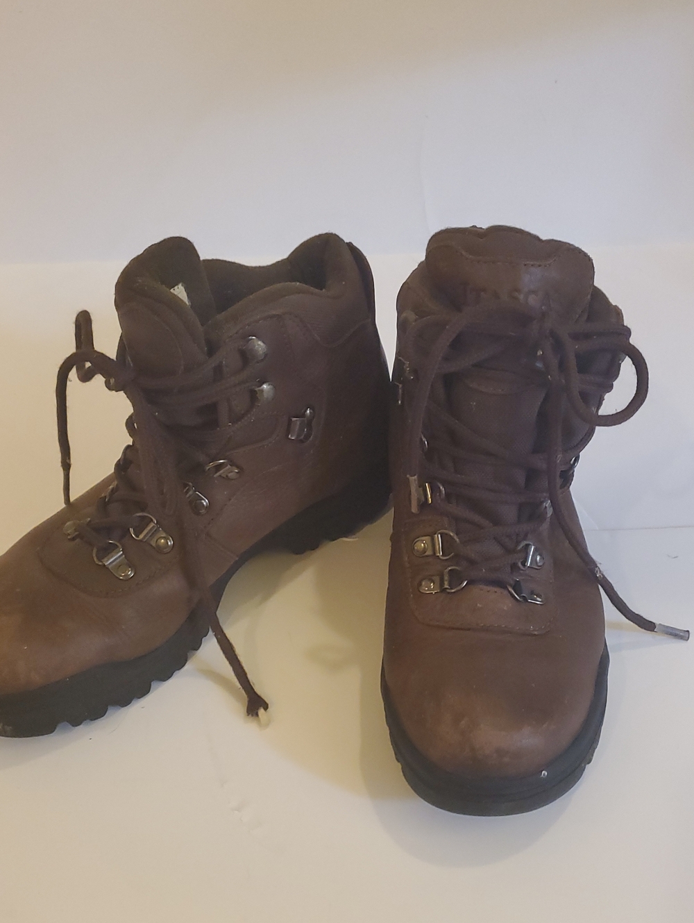 Itasca Brown Women's Waterproof Hiking Boots